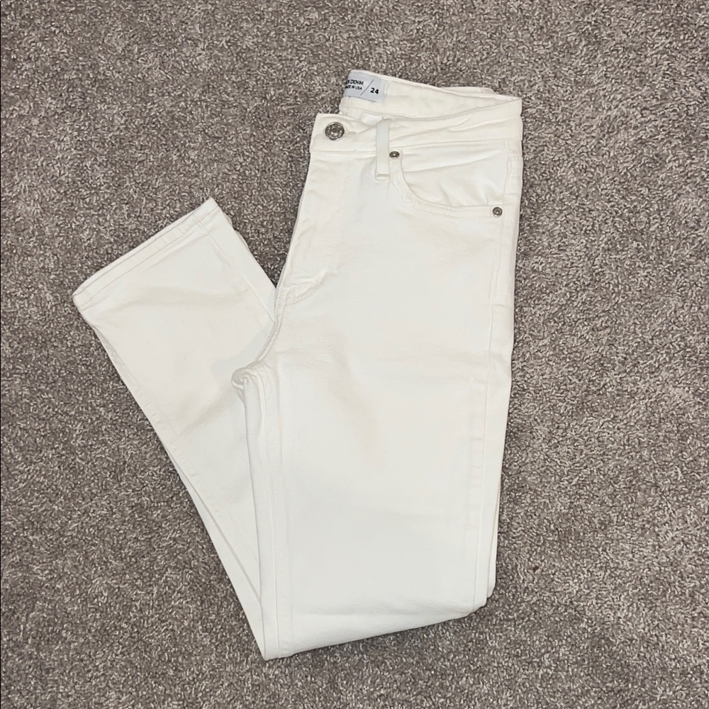 Just Black Women's White Skinny Jeans